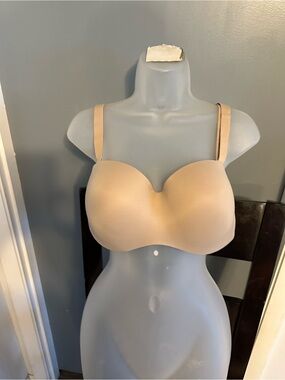 Women's Nude T-Shirt Bra - Smooth Molded Cups 38D